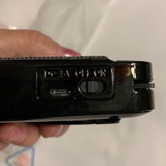 Portable multi-media voice amplifier/MP3 player/FM radio/Bluetooth - Picture 10 of 11